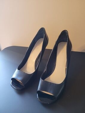 Nine West Black Peep-Toe Leather Pumps